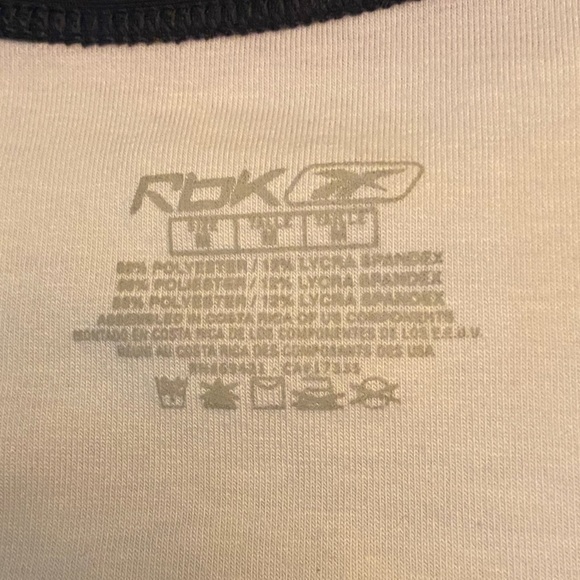 NWT $48 REEBOK "CUT & SEWN SUPPORT TANK" WOMENS TANK TOP W/BRA NAVY MEDIUM - Picture 3 of 6